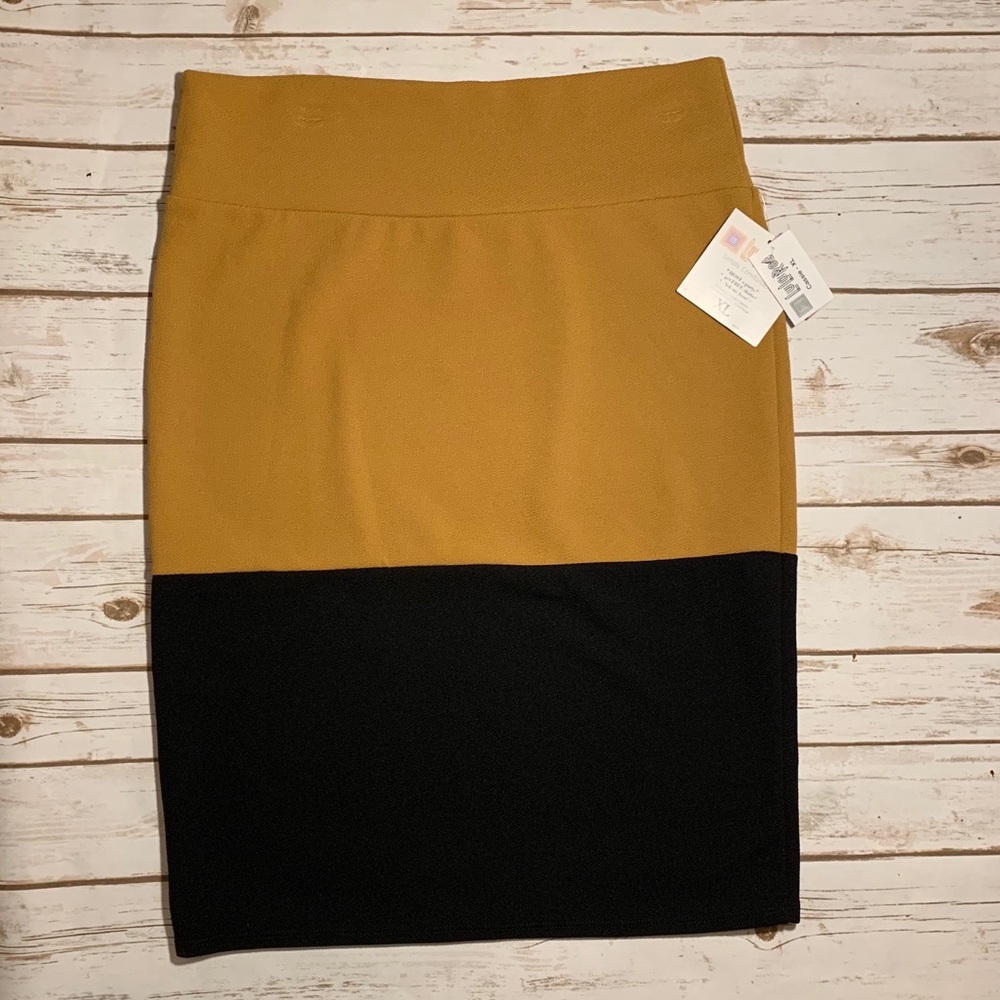 NWT LuLaRoe Cassie Pencil Skirt XL